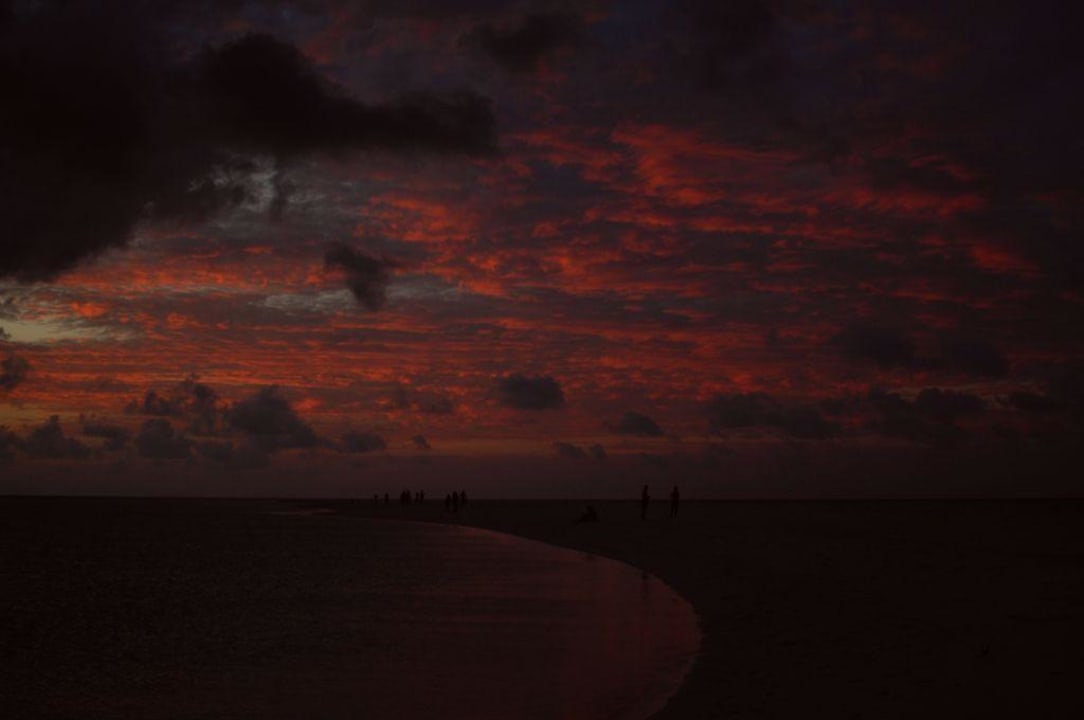 Wenn der Himmel brennt Kuramathi Maldives