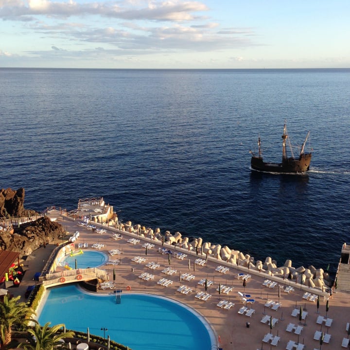 Pool und Zugang zum Meer  Hotel The Cliff Bay (PortoBay)
