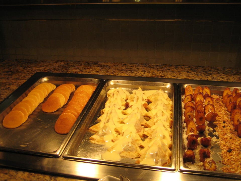 Teil des Frühstück-Buffet Catalonia Playa Maroma