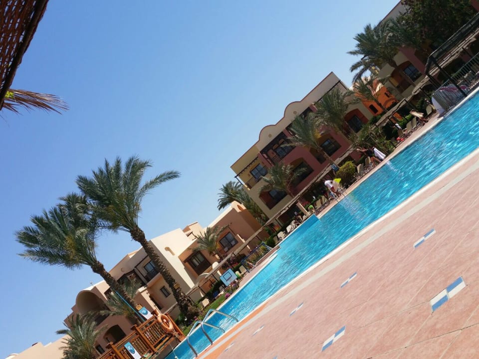 Pool Jaz Makadi Saraya Resort