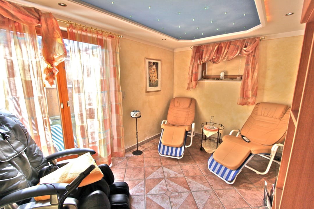 Ruheraum mit Swarovskisternenhimmel Pension Haus Flörl