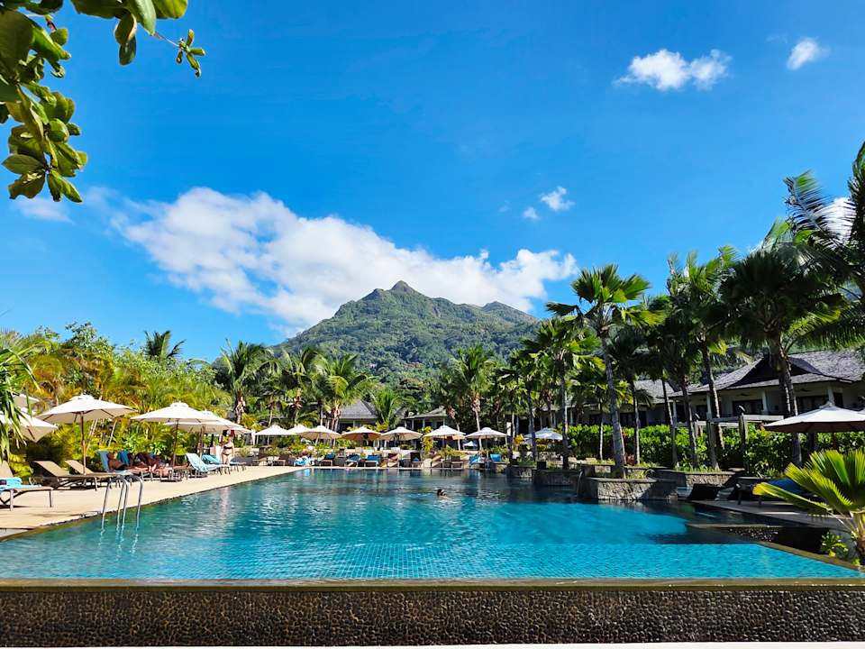 Pool STORY Seychelles