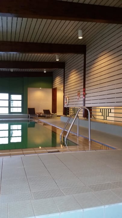 Schwimmbad  Leonardo Hotel Mannheim City Center