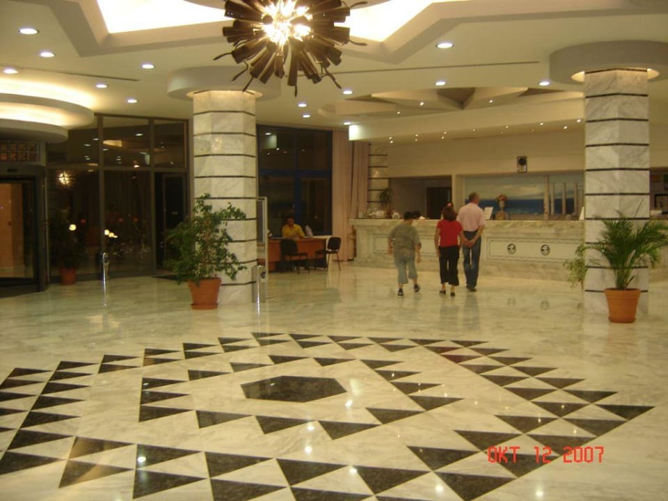 Empfangshalle mit Rezeption Rodos Princess Beach Hotel & Spa