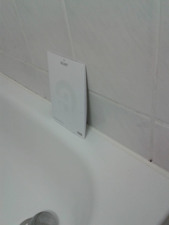 Badezimmer / Dusche ACHAT Hotel Stuttgart Zuffenhausen