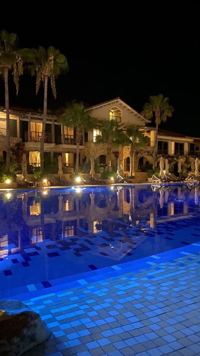 Pool Columbia Beach Resort