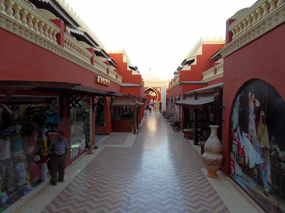 Einkaufen & Bars Pickalbatros Alf Leila Wa Leila Resort - Neverland Hurghada