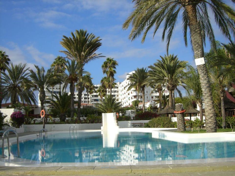 Der Pool HL Miraflor Suites Hotel