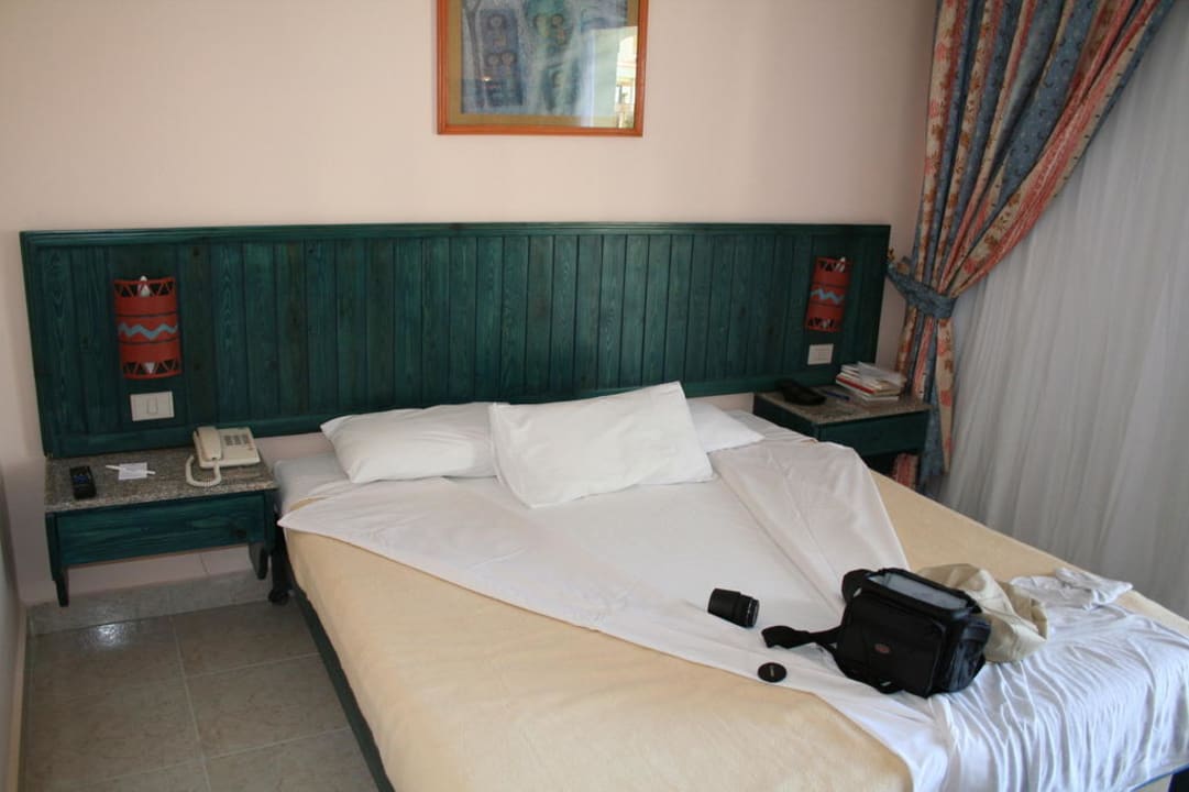 Bett Palm Beach Resort