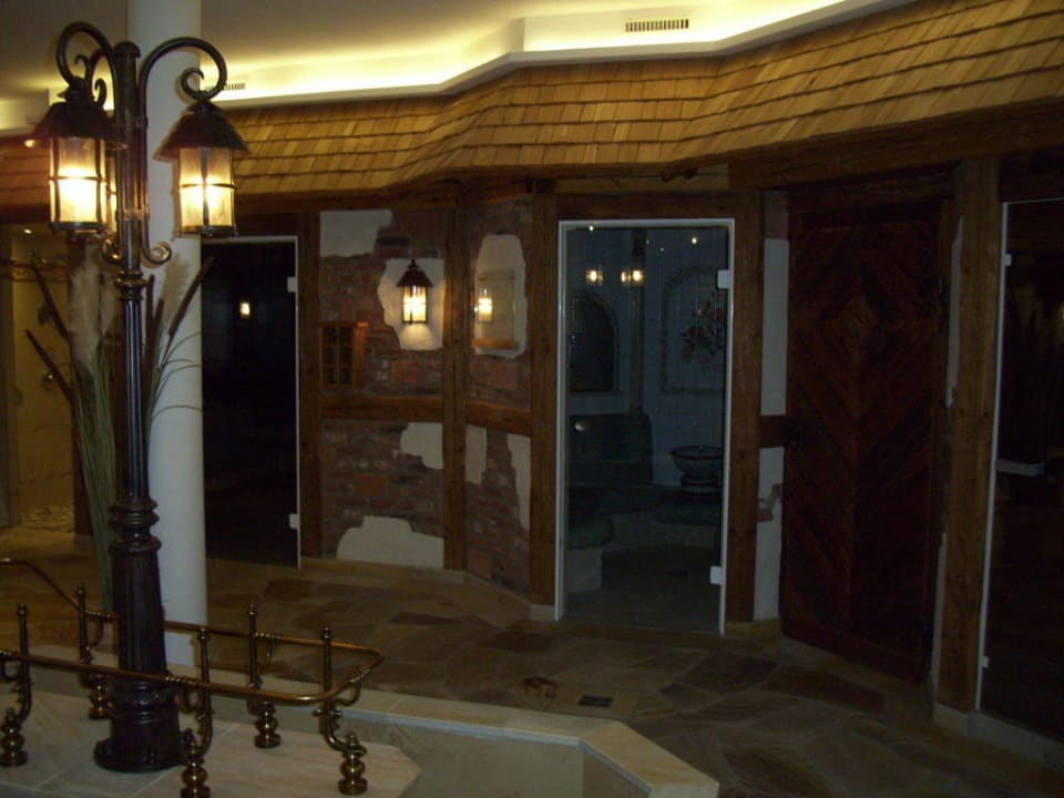 Saunalandschaft neu Hotel Alpenhof Krün