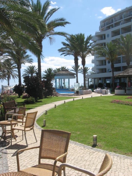 Das Hotel von außen Pestana Grand Ocean Resort