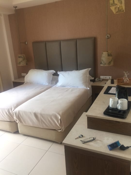 Zimmer Mediterranean Village Hotel & Spa