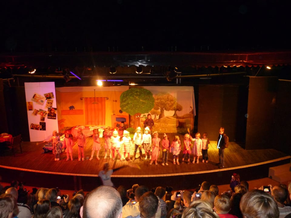 Kidsshow TUI BLUE Palm Garden