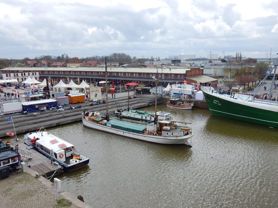 Ausblick Nordsee Hotel Fischereihafen