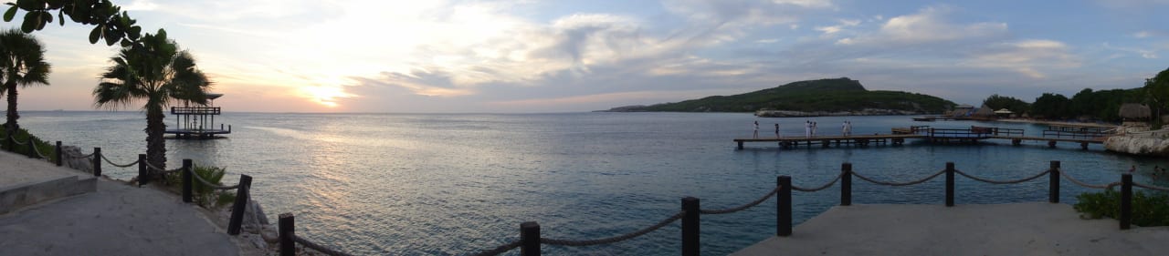 Panorama in der Dämmerung Dreams Curacao Resort, Spa & Casino