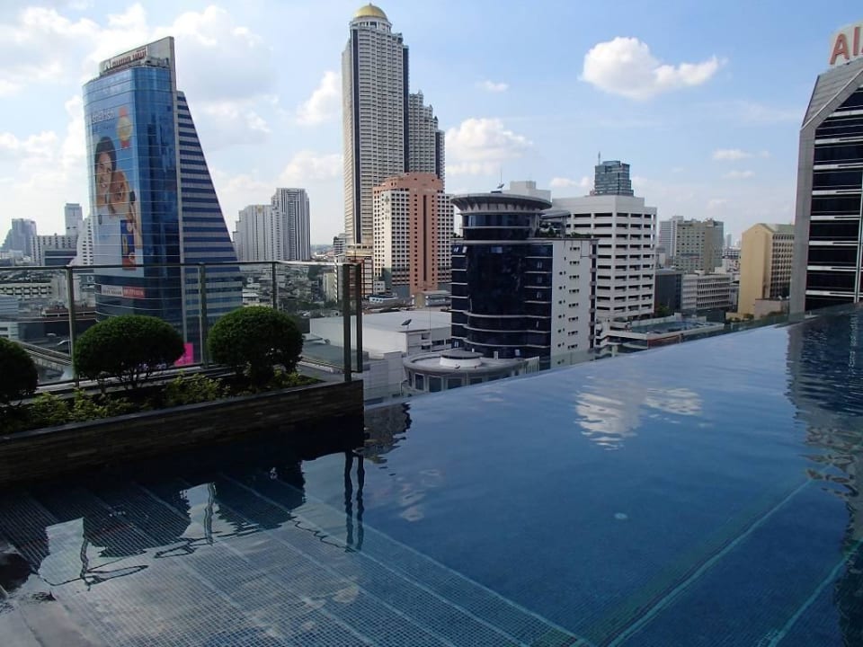 Basen Eastin Grand Hotel Sathorn