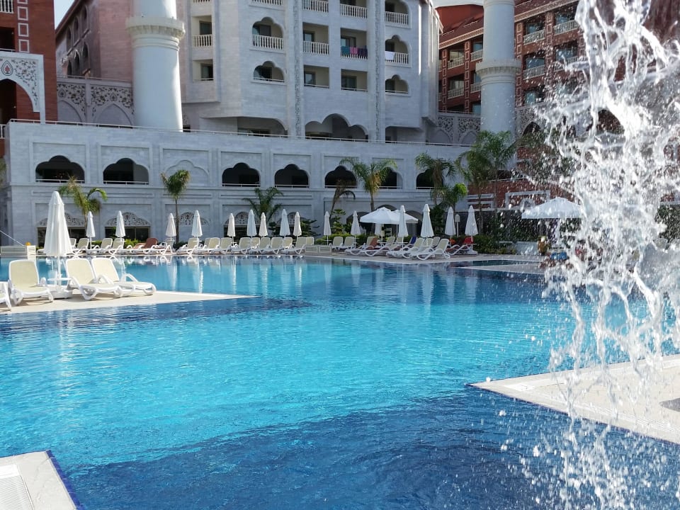 Blick von Poolbar Royal Taj Mahal Hotel