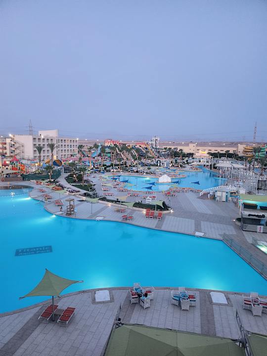 Außenansicht Titanic Resort & Aqua Park