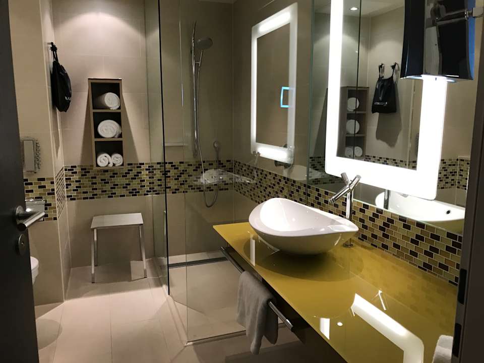 Zimmer Hilton Frankfurt Airport