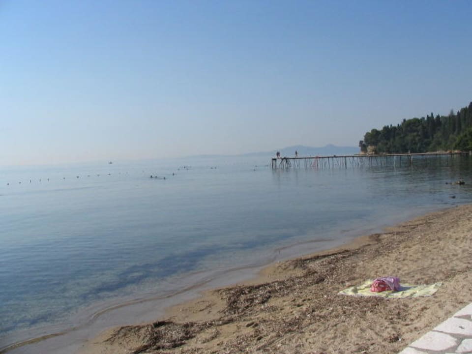 Strand in Hotelnähe Mon Repos Palace - Adults only