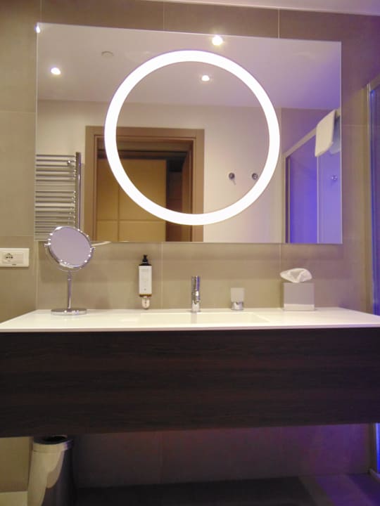 Zimmer Mercure Almaty City Center