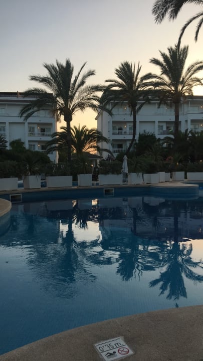 Pool Prinsotel La Dorada