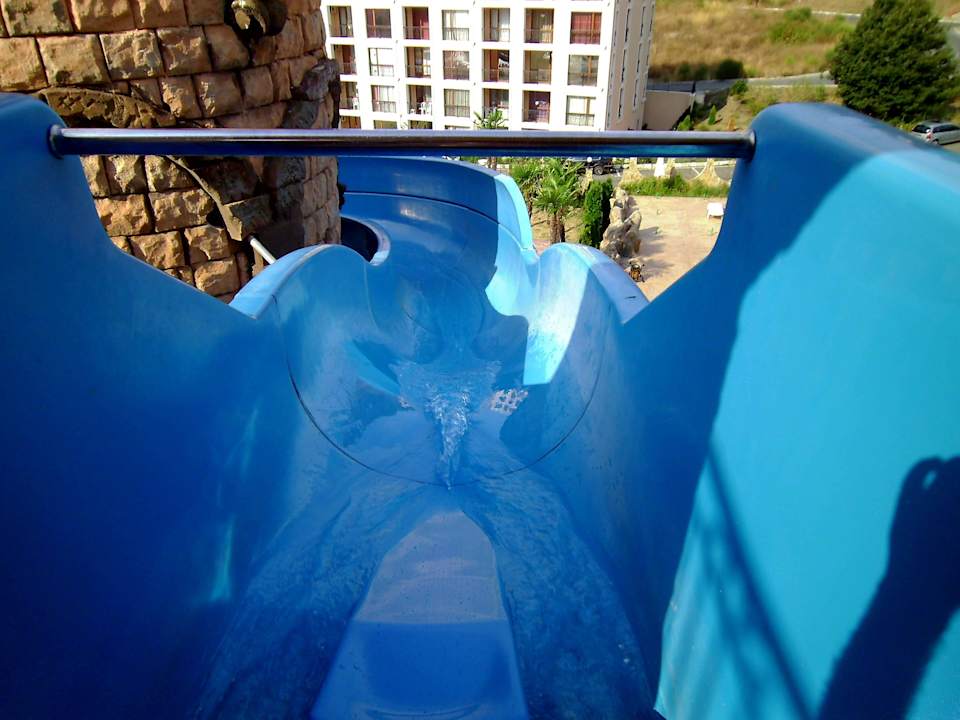 Aquapaprk Royal Park Hotel & Aqua park