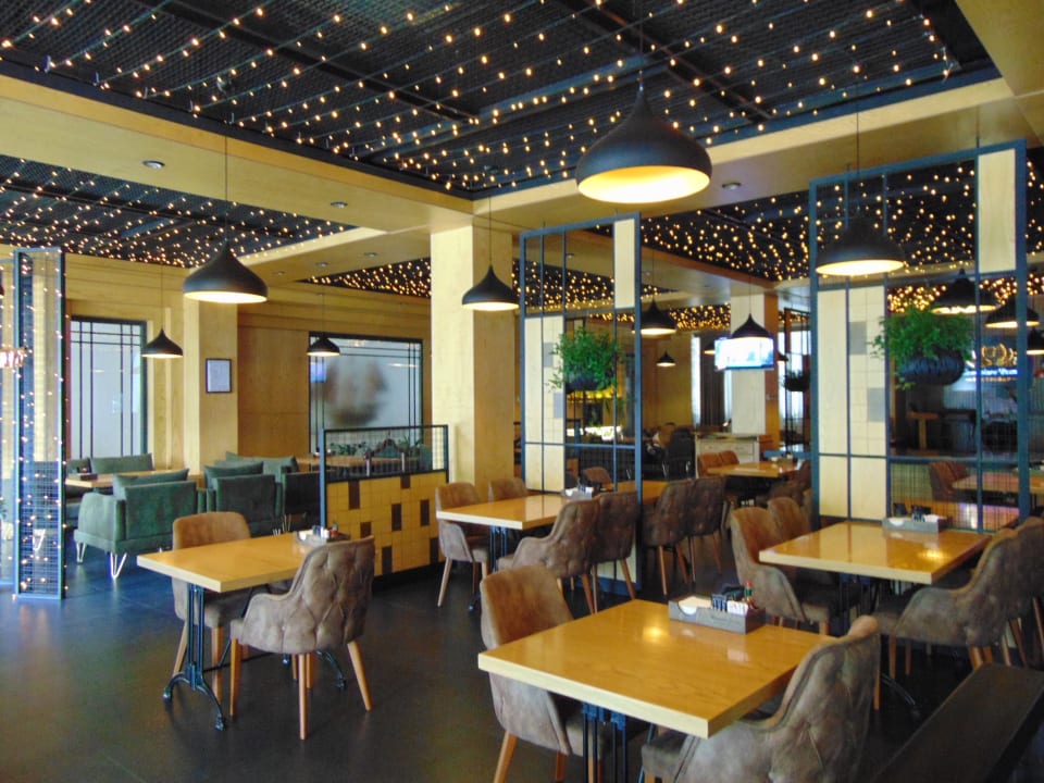 Gastro Wyndham Garden Tashkent