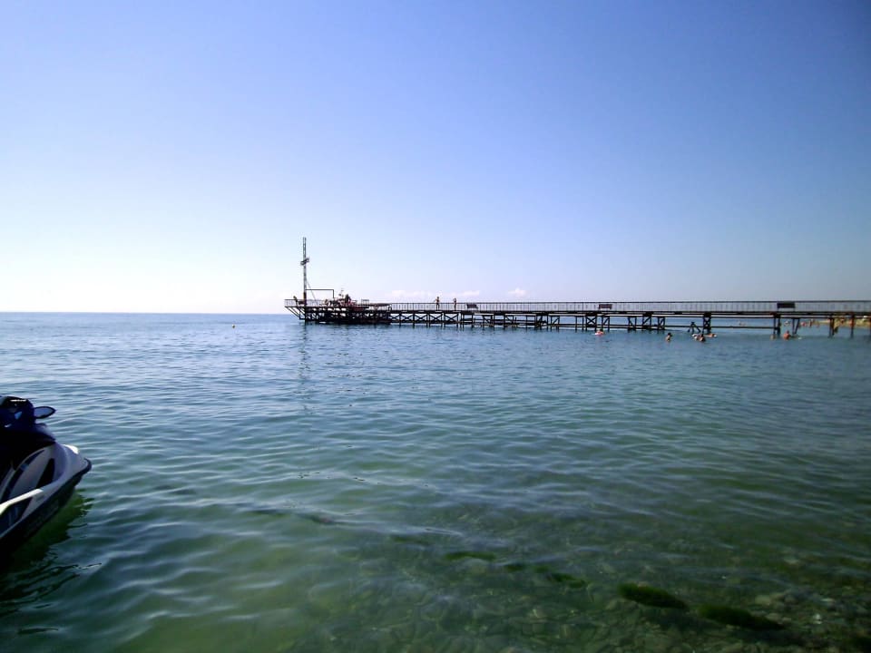 Vom Strand aus Royal Park Hotel & Aqua park