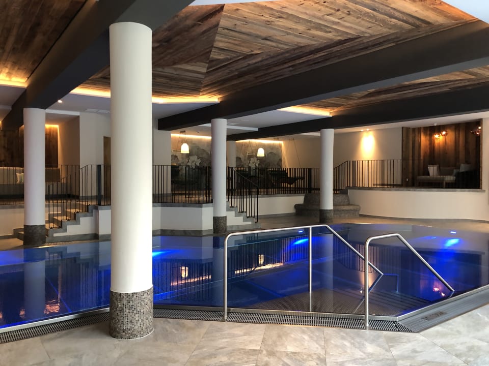 Pool Wellnesshotel Eggerwirt