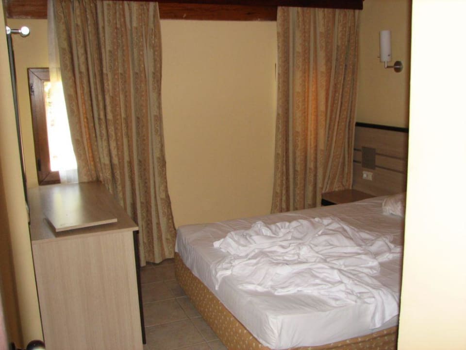 Familienzimmer oben Horus Paradise Luxury Resort & Club