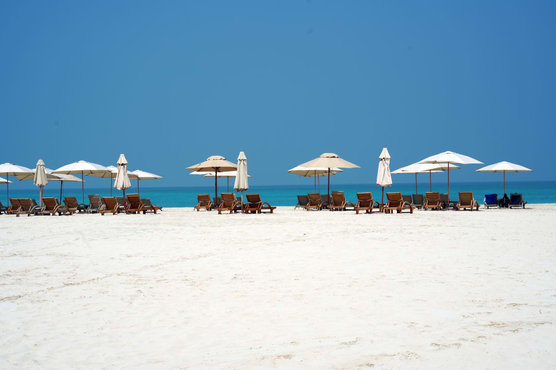 Strand Saadiyat Rotana Resort &  Villas