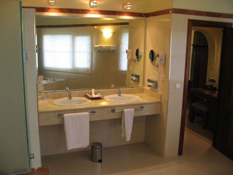 Unsere Junio-Suite im Haus Nr. 11 (unten links) Grand Palladium Select Bávaro Resort & Spa