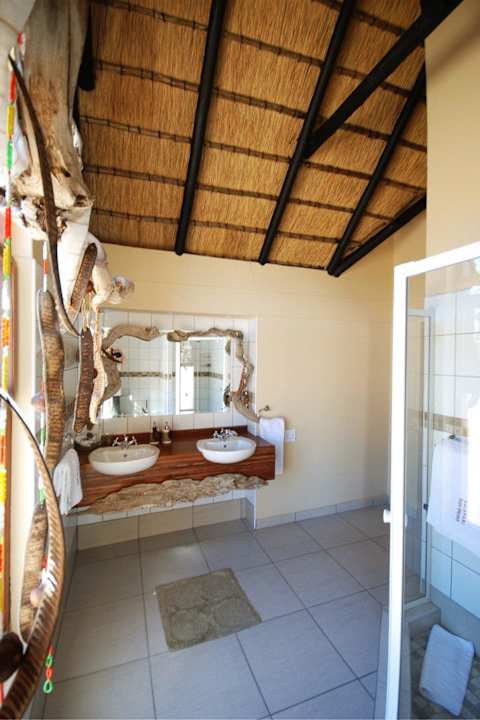 Badezimmer Kalahari Bush Breaks Lodge