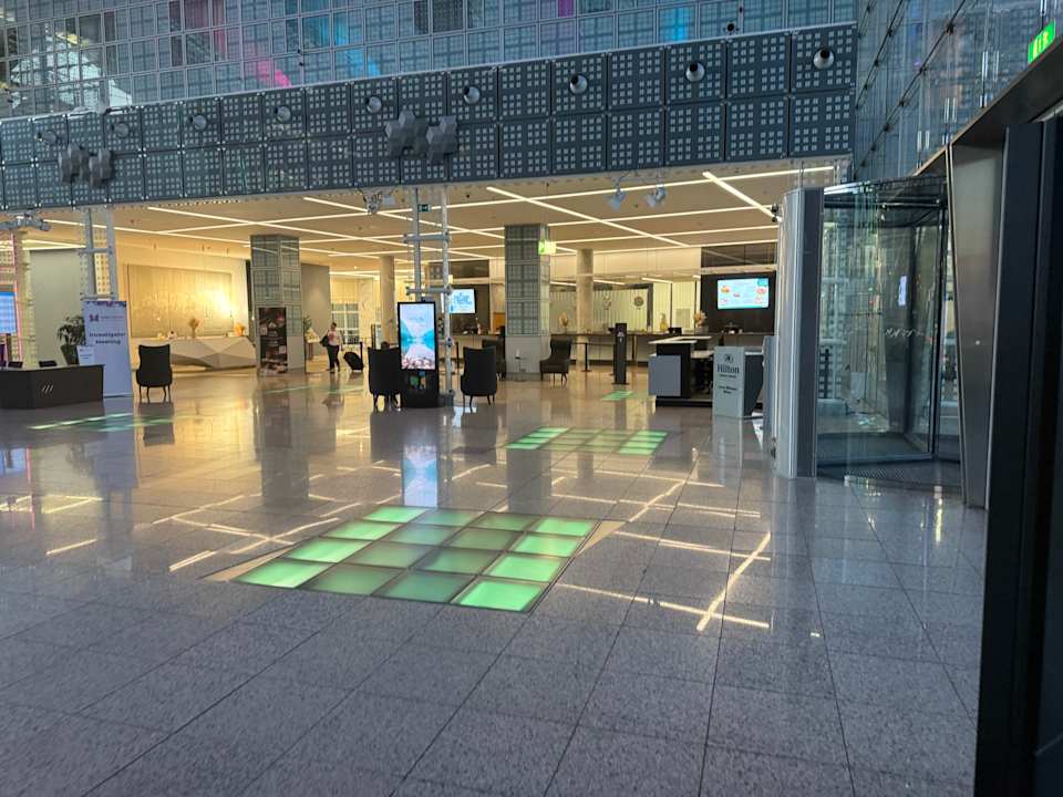 Lobby Hilton Munich Airport