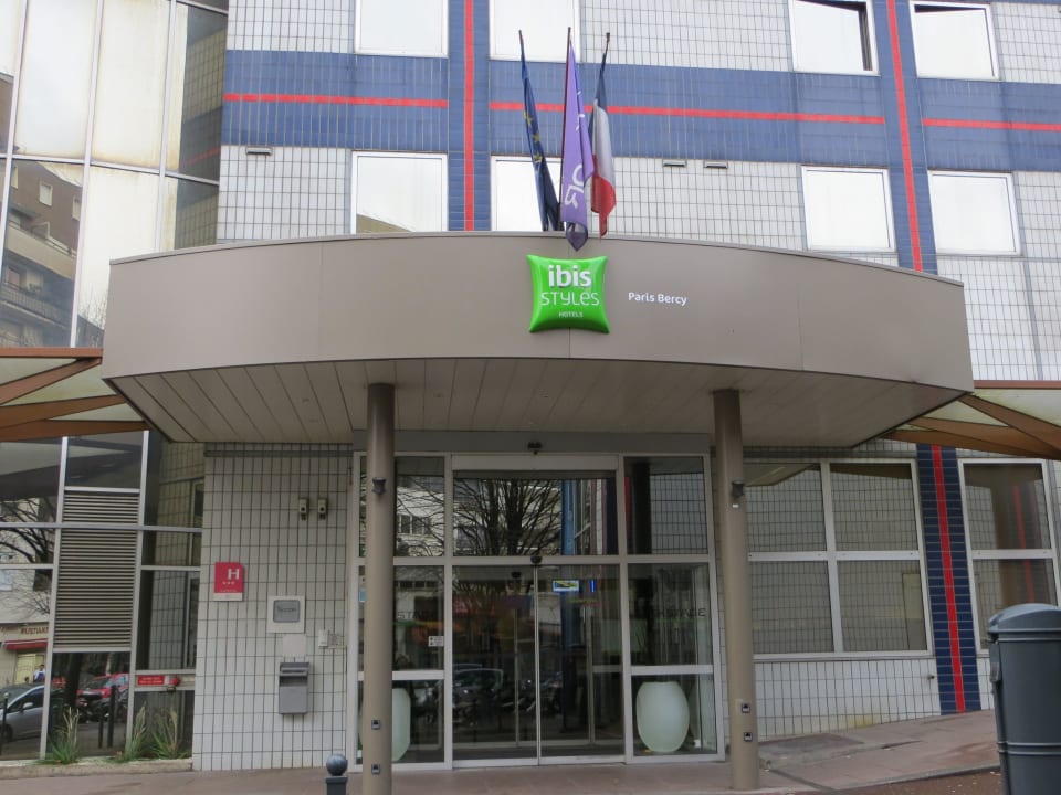 Außen 1 Hotel ibis Styles Paris Bercy
