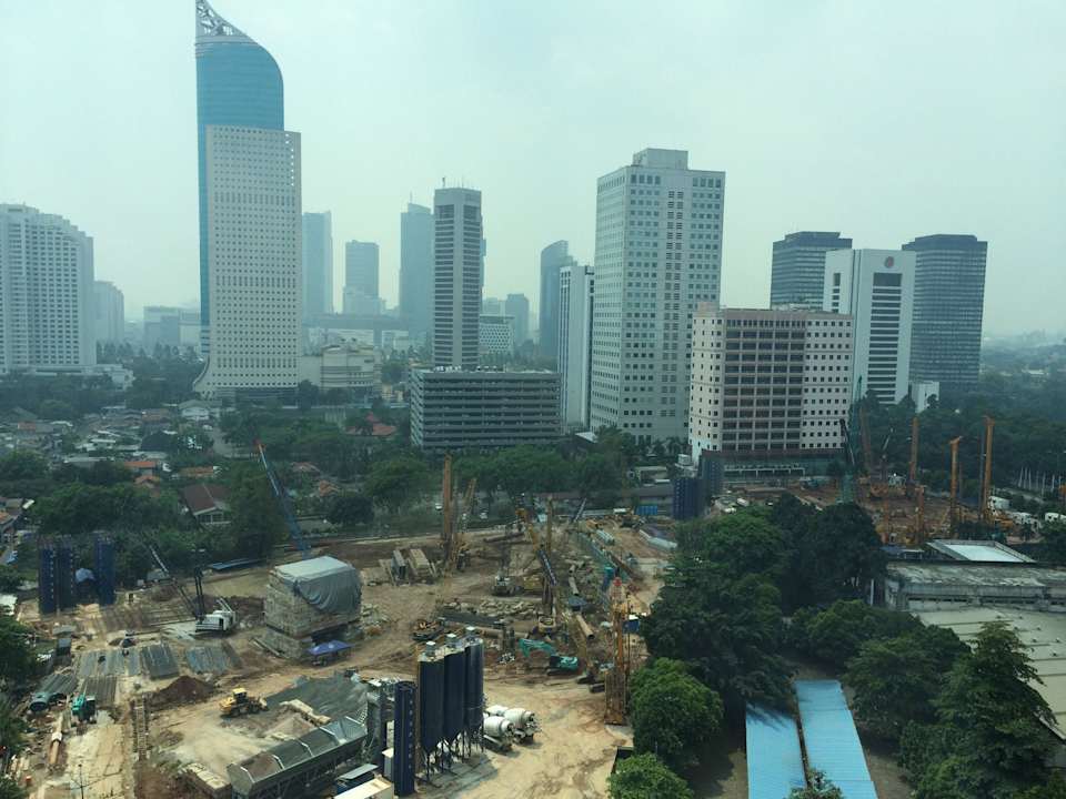 Ausblick Richtung Shangri-La, Grand Hyatt , etc. Hotel InterContinental Mid Plaza