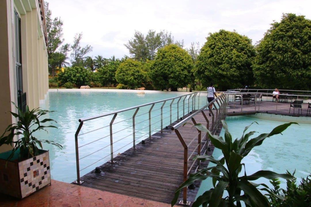 Steg zum Pool/Strand Blau varadero - Adults only