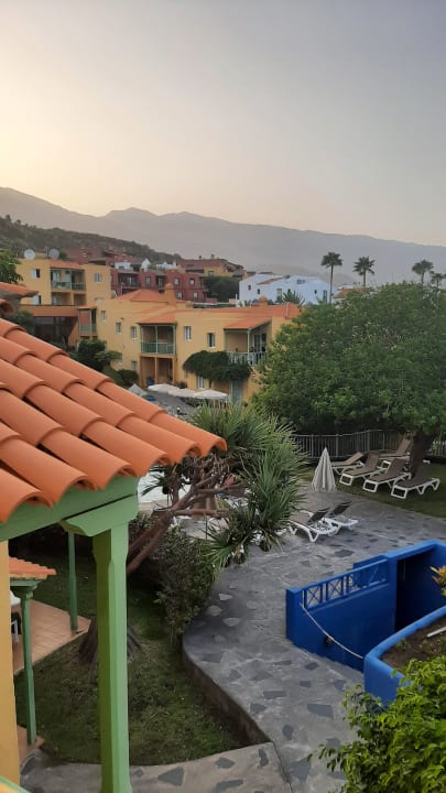 Außenansicht Apartamentos La Caleta