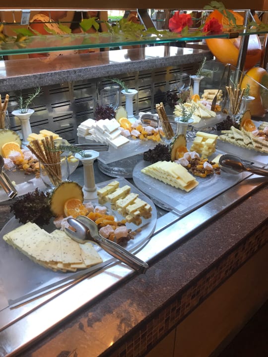 Restaurant Club Grand Side