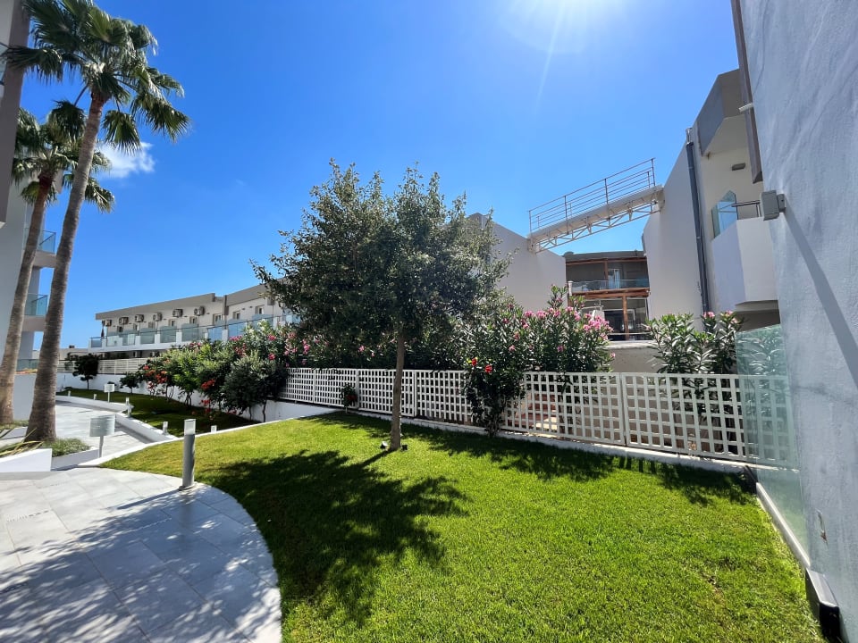 Gartenanlage allsun Hotel Carolina Mare