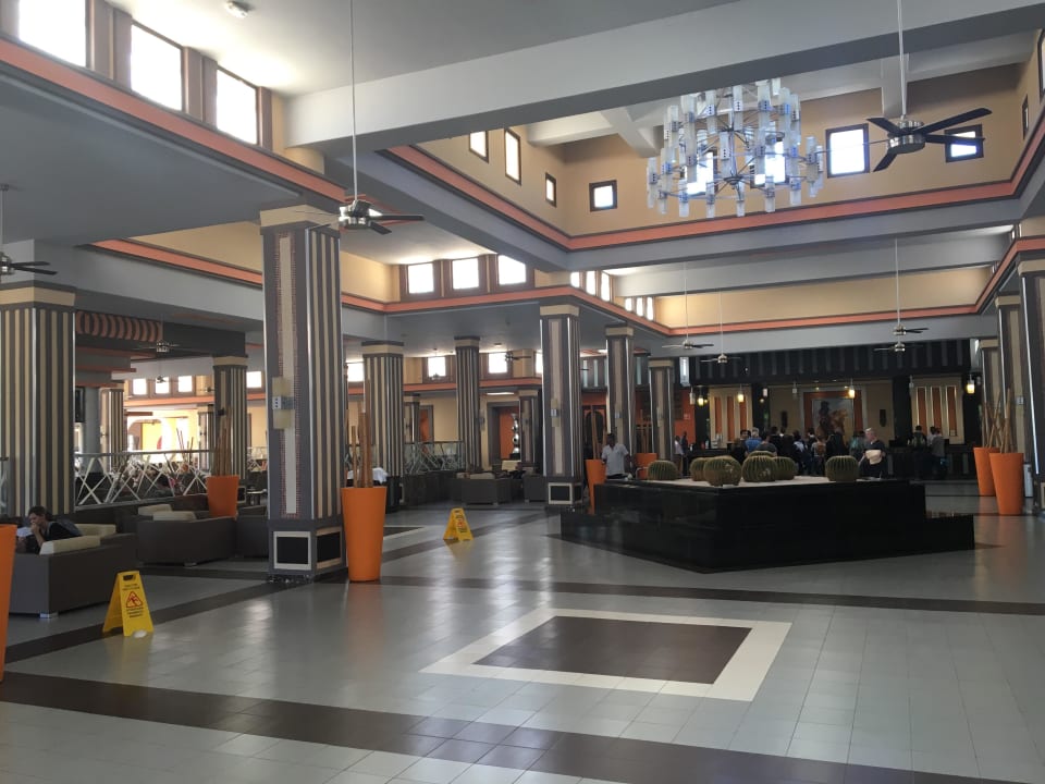 Lobby Hotel Riu Touareg