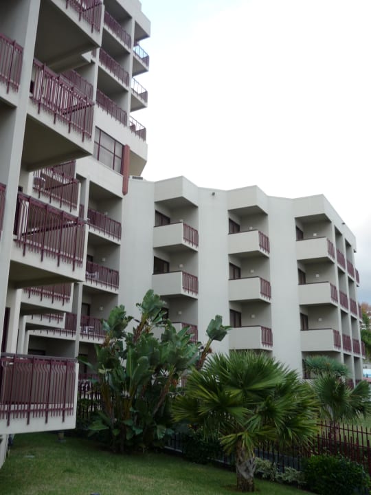 Außenansicht von der Meerseite aus  Hotel Baia Azul