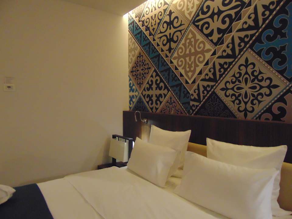 Zimmer Mercure Almaty City Center