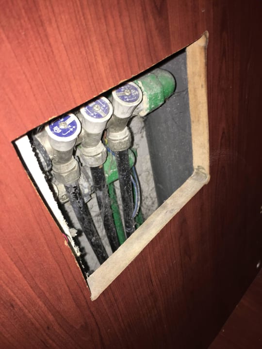 Im Kleiderschrank Hotel Gaia Palace