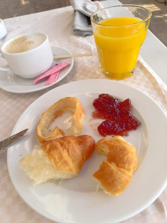 Gastro Serenity Alpha Beach