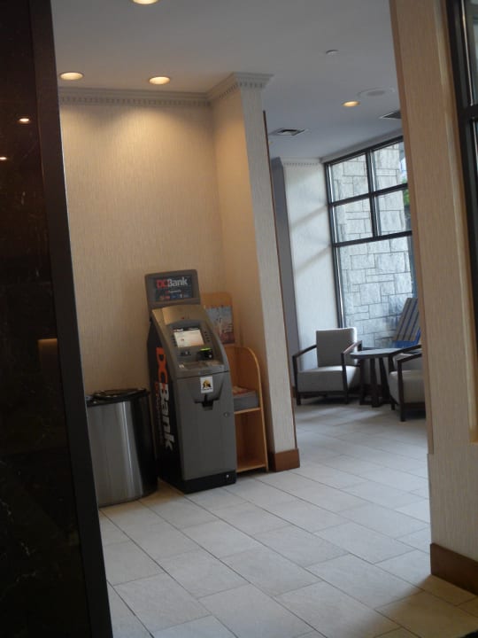 Lobby Hotel Delta Whistler Village Suites