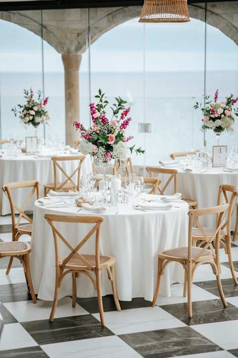 Gastro Hotel Roger de Flor Seleqtta