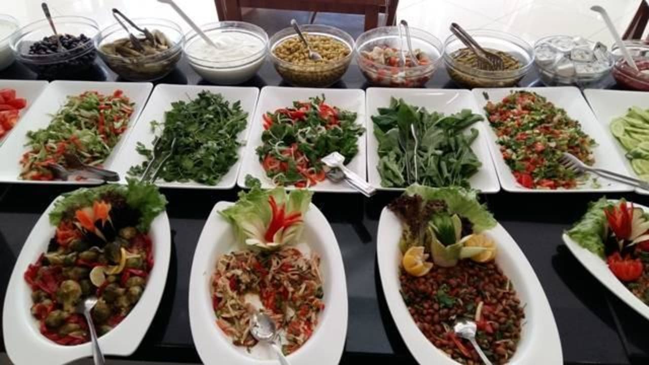 Hotel Grand Atilla - Büffet Mittag Grand Atilla Hotel