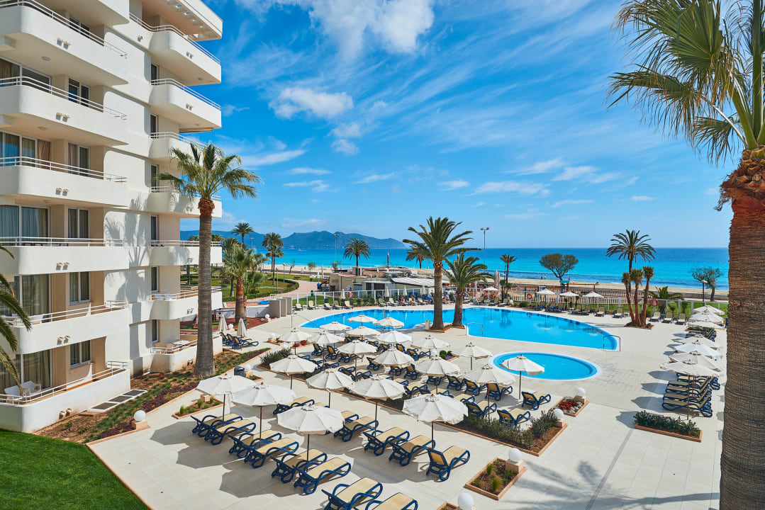 Pool Hipotels Mercedes